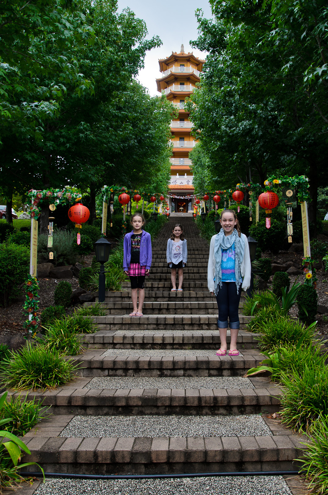 20120124_129 : Nan Tien Temple - Wollongong : NIKON D7000 + 17.0-50.0 mm f/2.8 @ 19 mm,  1/60 sec at f / 5.6, ISO 125