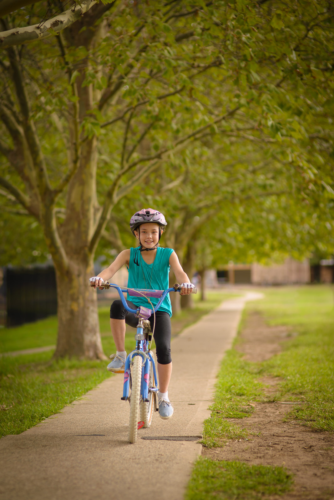 20130331_015 : © Rodney Campbell : NIKON D600 + 85.0 mm f/1.4 @ 85 mm,  1/800 sec at f / 2.0, ISO 100